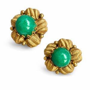 Vintage SCAASI Green Cabochon Gold Tone Clip-On Earrings